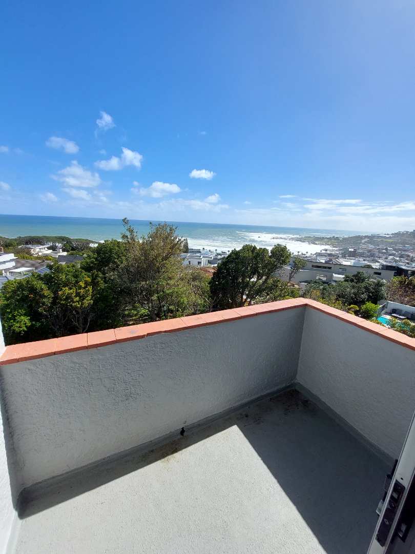 1 Bedroom Property for Sale in Camps Bay Western Cape